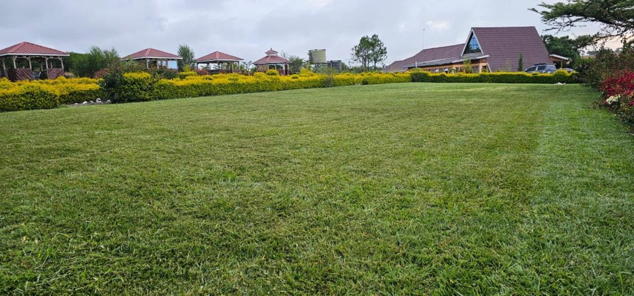 Juniper Park Resort Nyahururu Buitenkant foto
