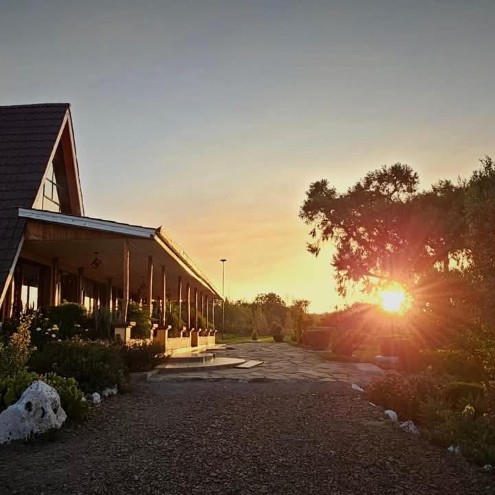 Juniper Park Resort Nyahururu Buitenkant foto